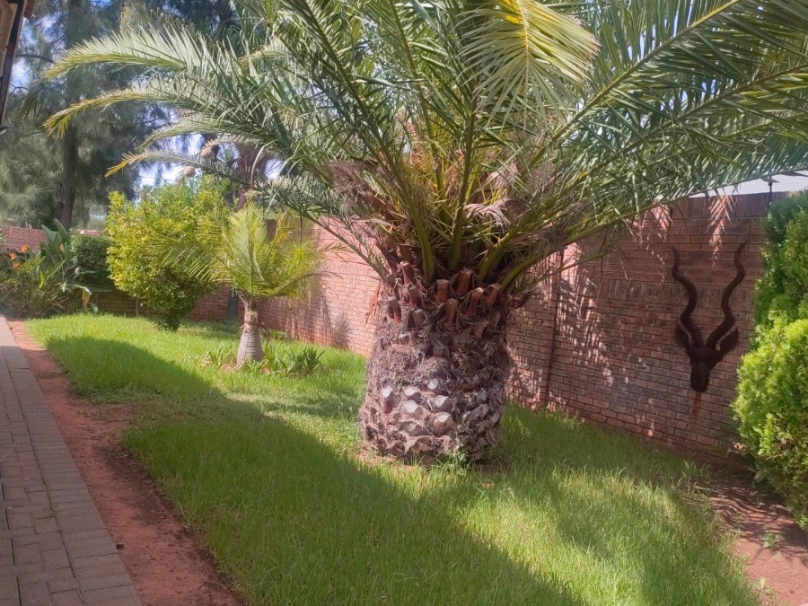  Bedroom Property for Sale in Carters Glen Northern Cape